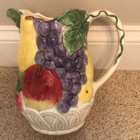 Pitcher - Picture 5 of 6